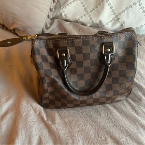 Louis Vuitton Speedy 25 Handbag